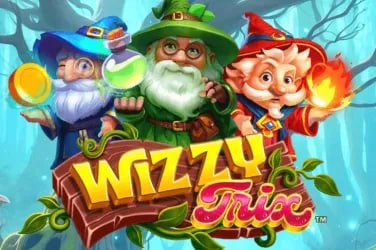 Pengguna mobile memantau aktivitas akun